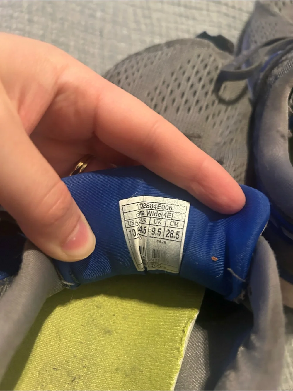 Brooks Ghost 10.5 W Athletic Shoes
